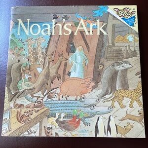 VTG Noah's Ark by Charles E. Martin 1978 Paperback